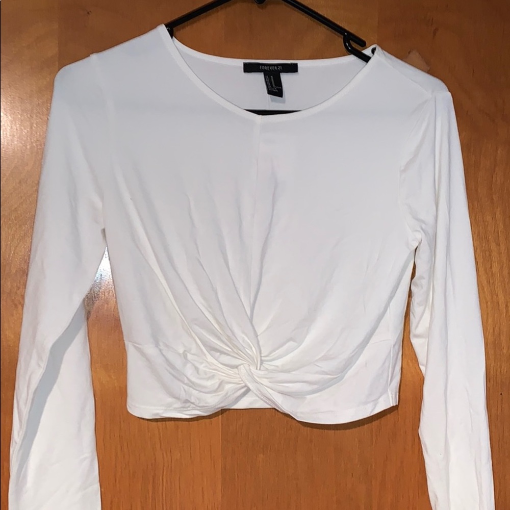 Long sleeve crop